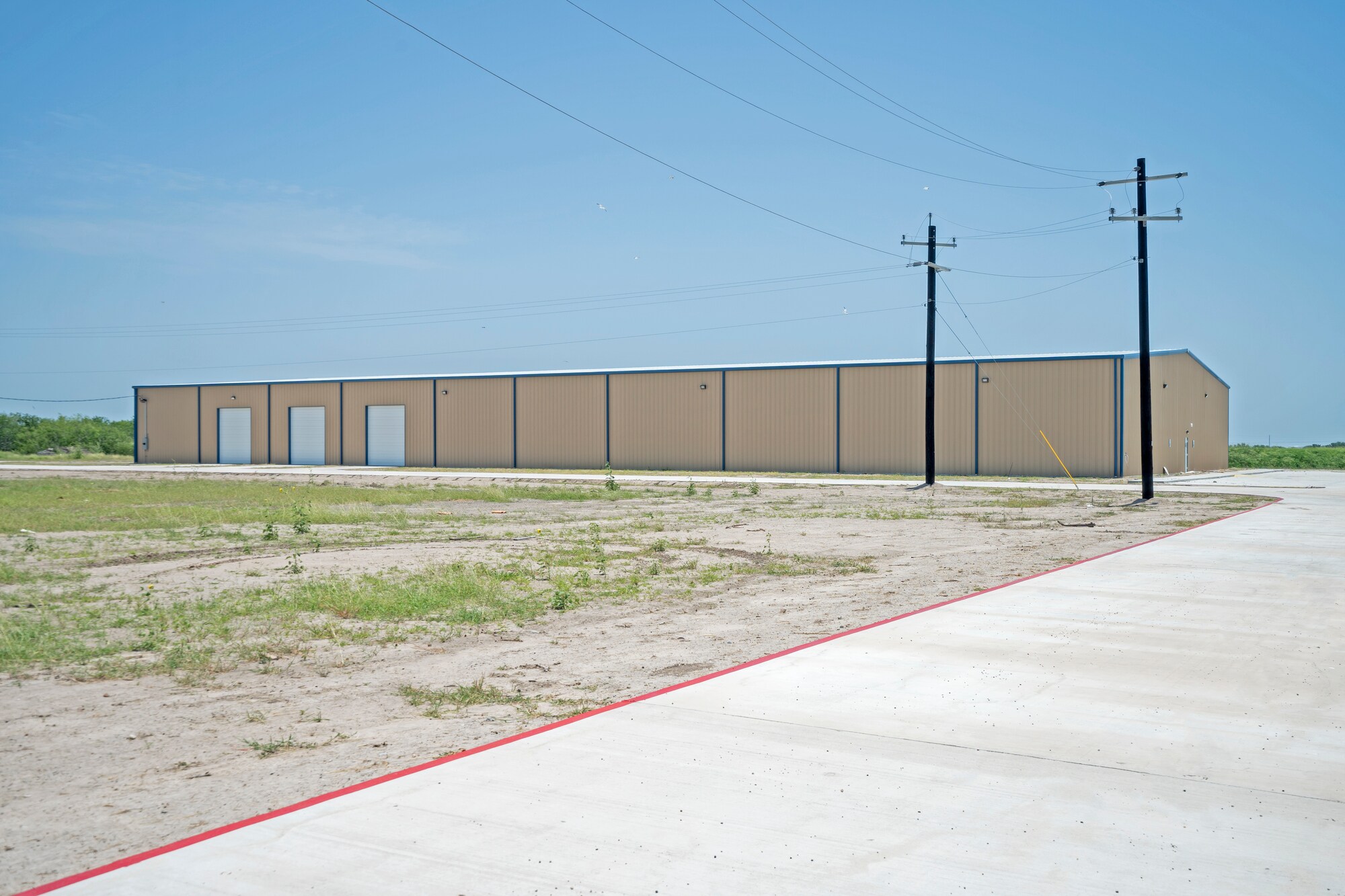5823 Millineum Drive, Harlingen, TX à louer Photo principale– Image 1 sur 11
