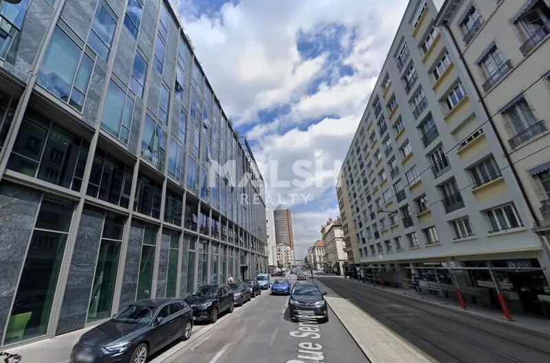 Local commercial dans Lyon à louer - Photo de l’immeuble – Image 3 sur 3