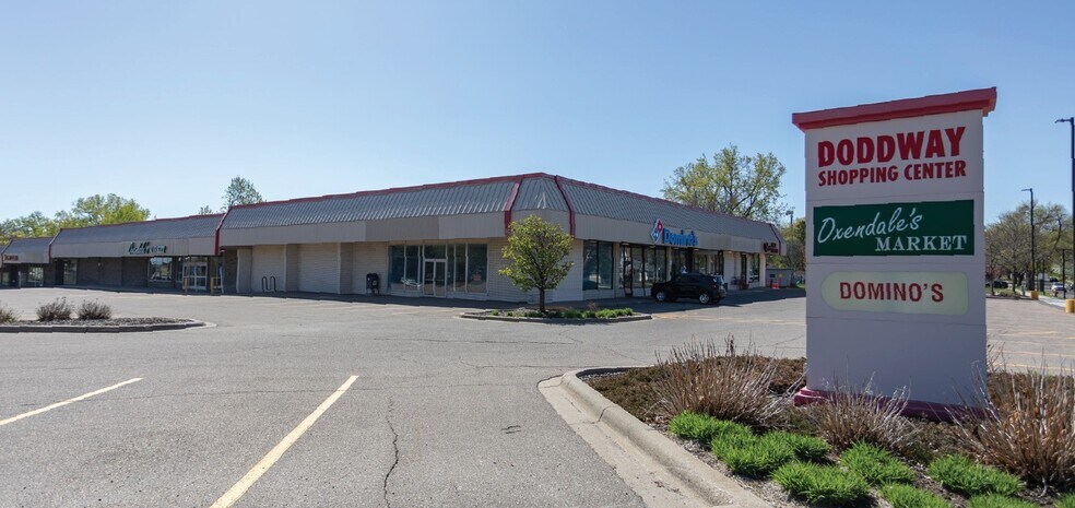 360-374 Bernard St W, West Saint Paul, MN à vendre - Photo de l’immeuble – Image 1 sur 3