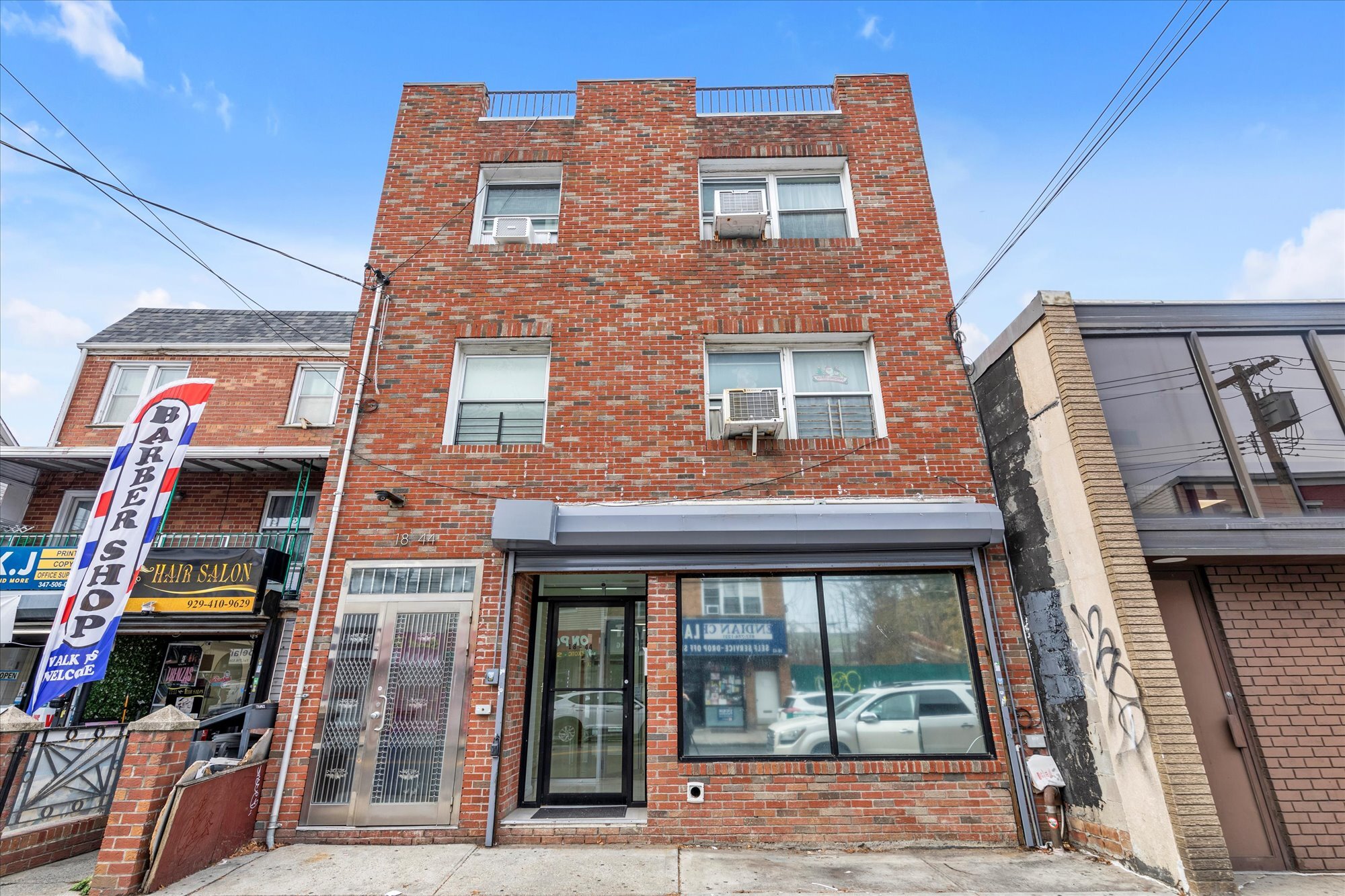 1844 College Point Blvd, College Point, NY à louer Photo de l’immeuble– Image 1 sur 25