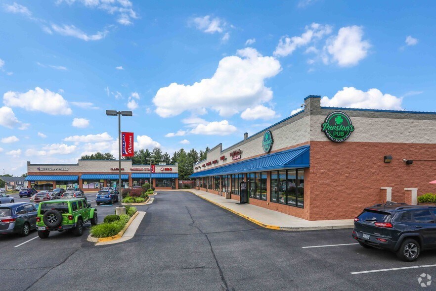 9103-9121 Andrew Dr, Manassas, VA à louer - Photo de l’immeuble – Image 1 sur 14