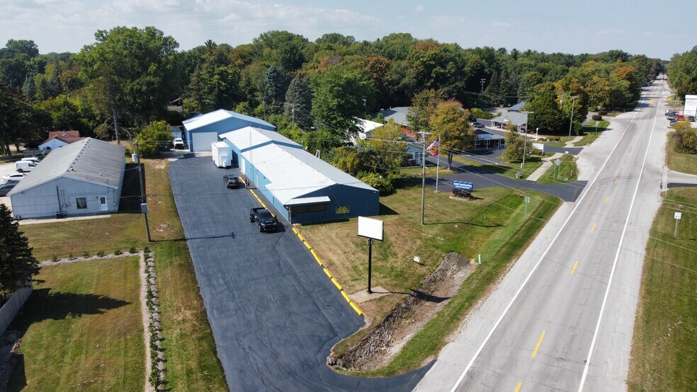 3895 Pine Grove Ave, Fort Gratiot, MI à louer - Autre – Image 2 sur 7