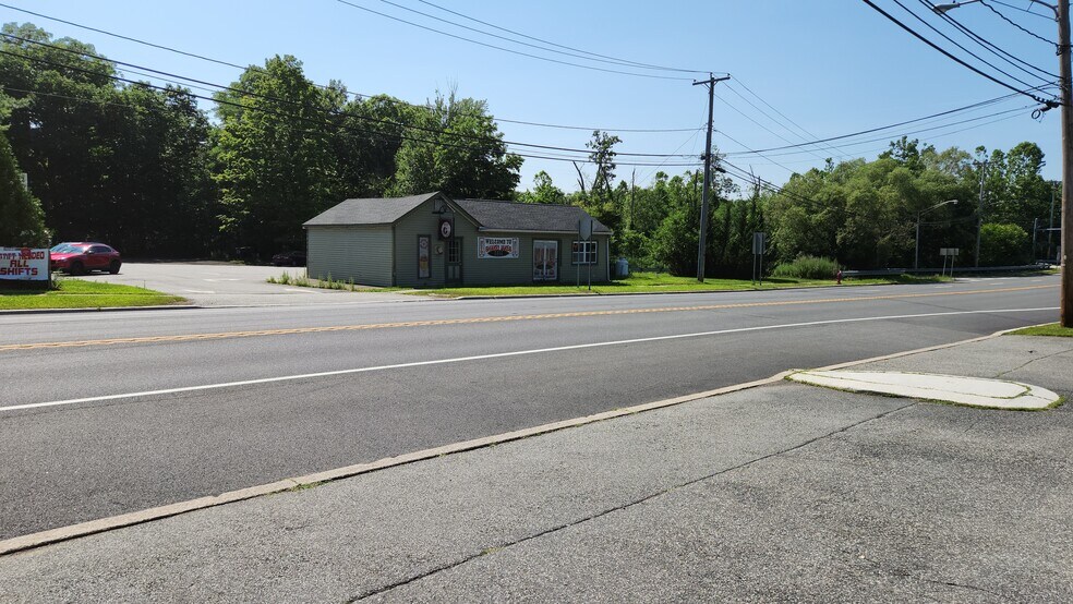 136 NJ-183, Stanhope, NJ à louer - Photo de l’immeuble – Image 2 sur 8