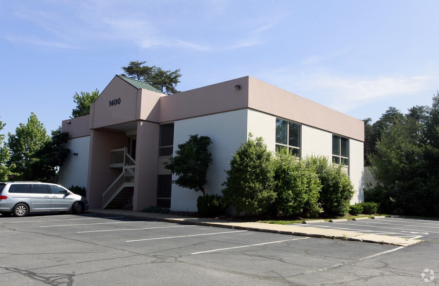 1400 Shepard Dr, Sterling, VA à louer - Photo principale – Image 2 sur 23