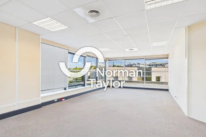 Bureau dans Montpellier à louer - Photo de l’immeuble – Image 2 sur 12