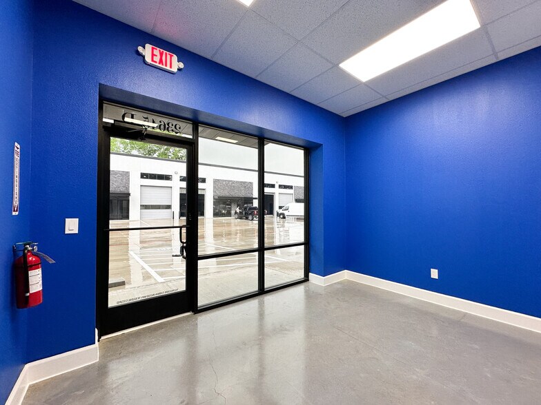 23645 Gosling Rd, Spring, TX à louer - Photo de l’immeuble – Image 2 sur 10