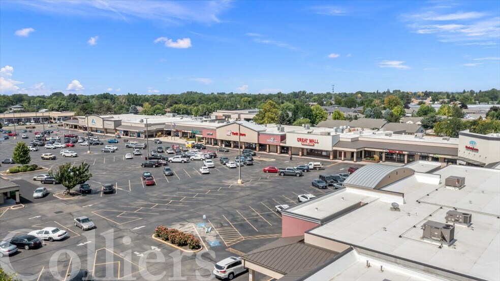 10346-10500 W Overland Rd, Boise, ID à louer - Photo de l’immeuble – Image 2 sur 7