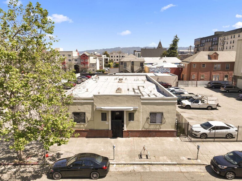 670 14th St, Oakland, CA à vendre - Photo de l’immeuble – Image 3 sur 5