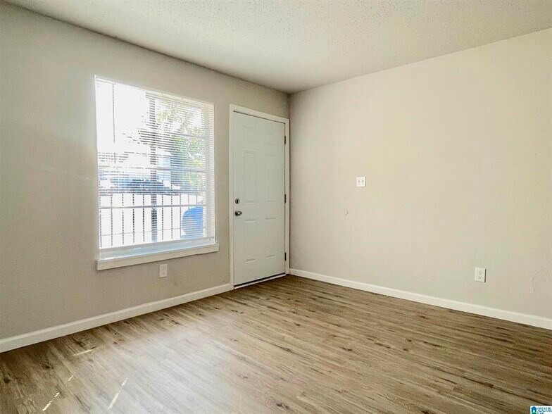 1609 6th St N, Birmingham, AL à vendre - Photo de l’immeuble – Image 3 sur 34