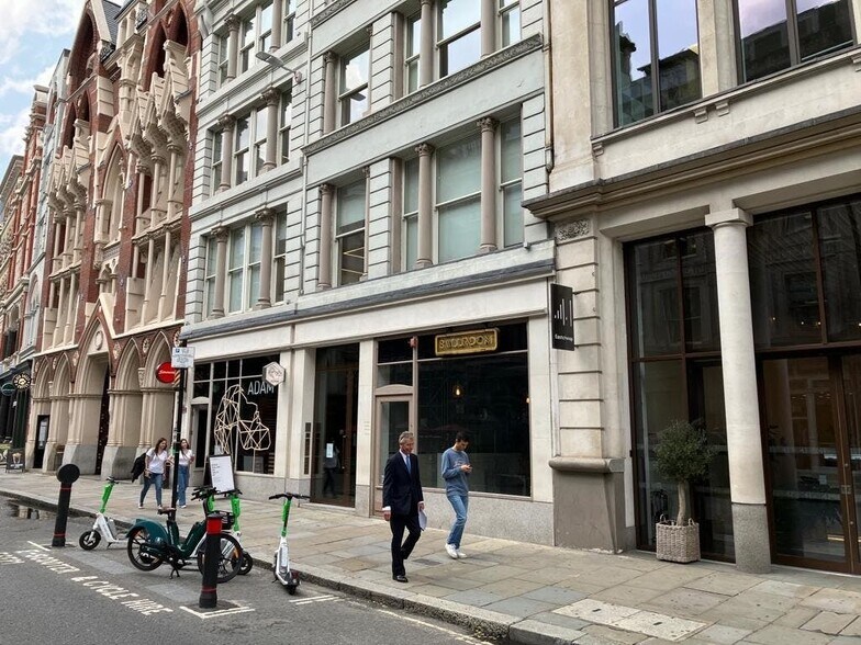 Eastcheap, Londres à louer - Photo de l’immeuble – Image 3 sur 10