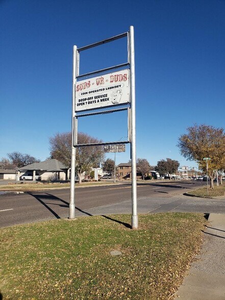 520 E Broadway St, Altus, OK à vendre - Photo de l’immeuble – Image 3 sur 3