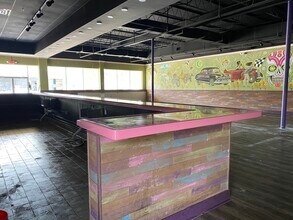 2200 W International Speedway Blvd, Daytona Beach, FL à louer Photo intérieure– Image 2 sur 12
