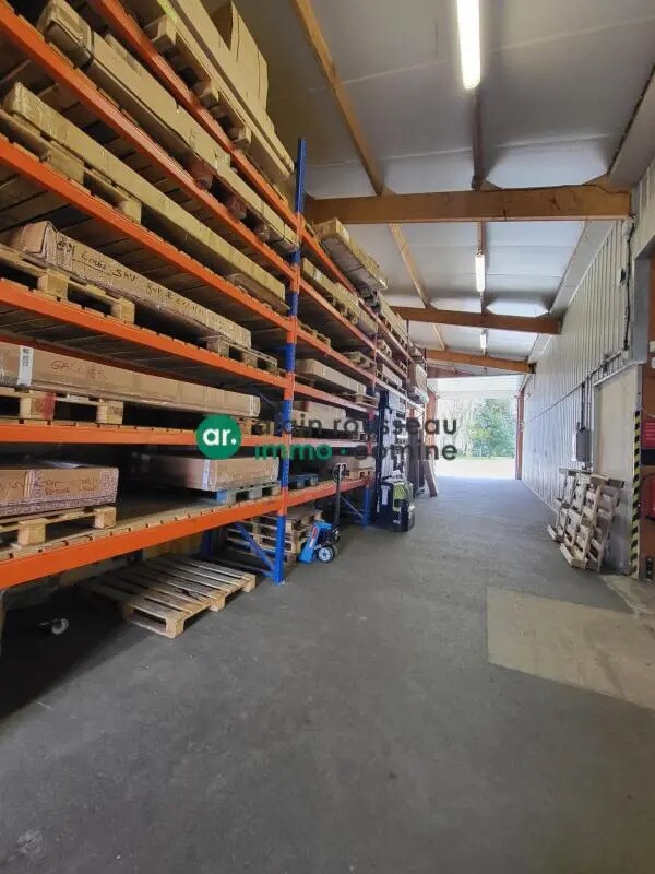 Local d'activités dans Écouflant à vendre Photo intérieure– Image 1 sur 6