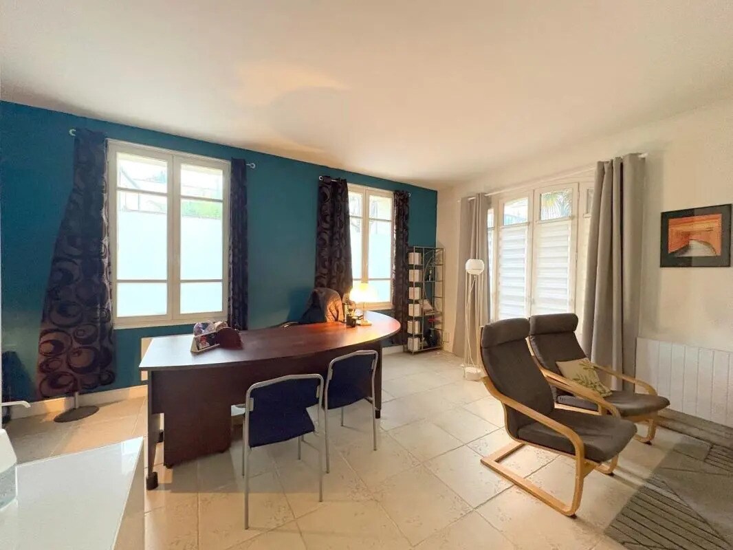 Bureau dans Saint-Germain-en-Laye à louer Photo de l’immeuble– Image 1 sur 9