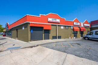 Plus de détails pour 220-10-220-46 Hillside Ave, Jamaica, NY - Local commercial à louer