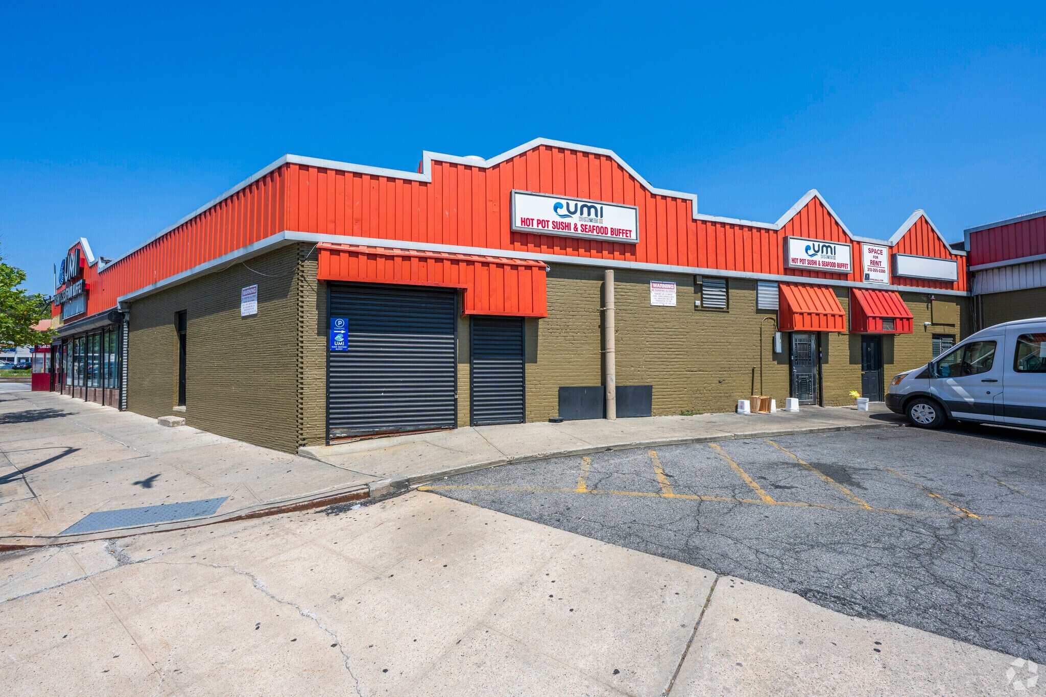 220-10-220-46 Hillside Ave, Jamaica, NY à louer Photo principale– Image 1 sur 2