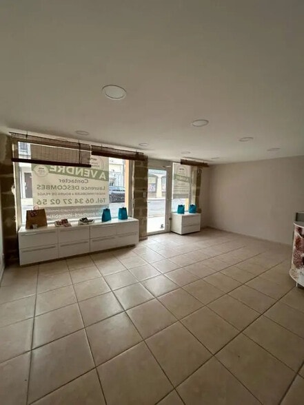 Local commercial dans Bourg-de-Péage à vendre - Photo intérieure – Image 1 sur 25