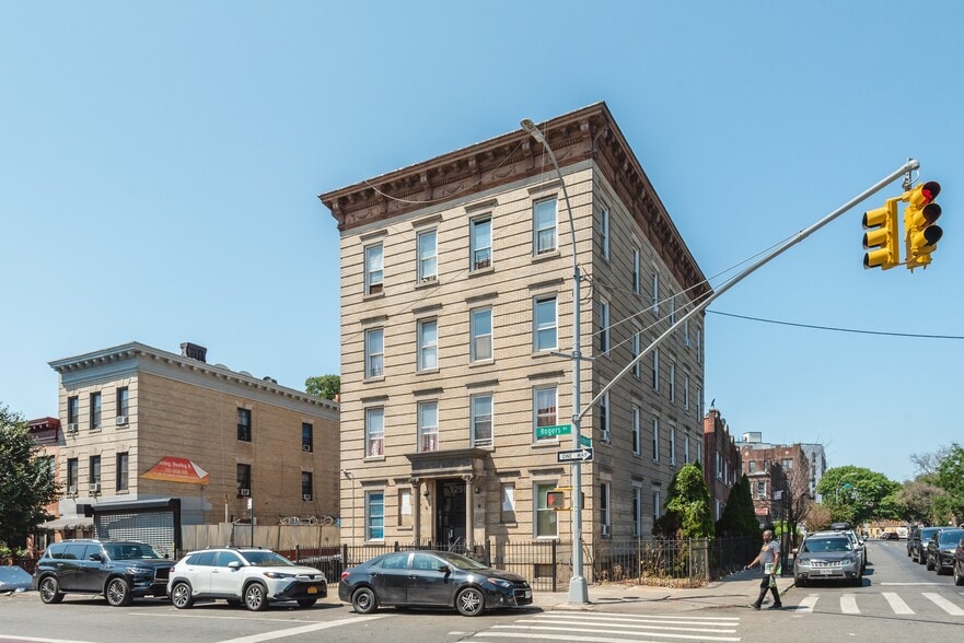 1298 Rogers Ave, Brooklyn, NY à vendre - Photo de l’immeuble – Image 3 sur 48