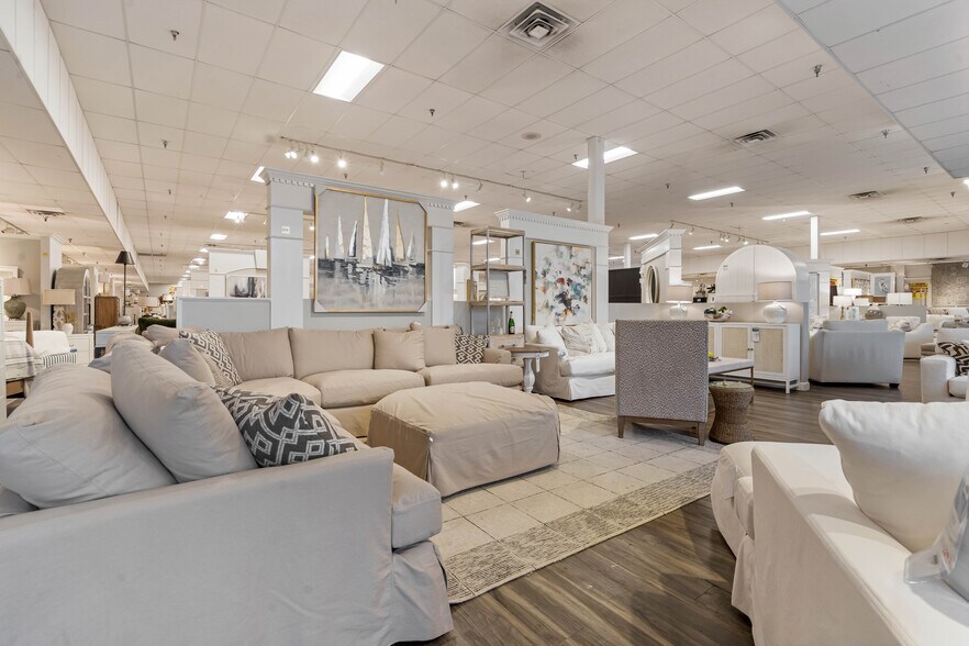27220 Us Highway 98, Daphne, AL à louer - Photo de l’immeuble – Image 2 sur 6