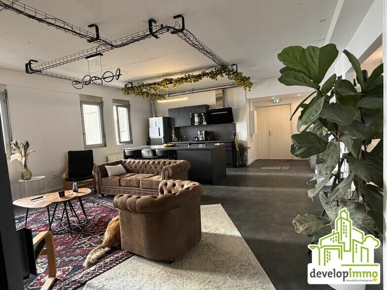 Bureau dans Caen à vendre - Photo intérieure – Image 2 sur 16