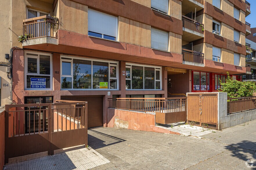 Immeuble residentiel dans Igualada, Barcelona à vendre - Photo de l’immeuble – Image 1 sur 3