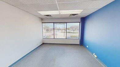 805-815 E Rand Rd, Arlington Heights, IL à louer - Vidéo sur l’annonce professionnelle 