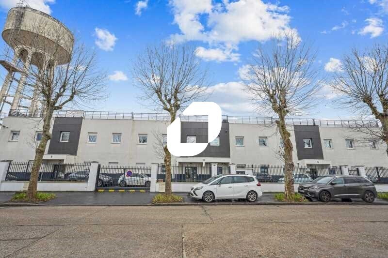 Bureau dans Villeneuve-la-Garenne à louer Photo de l’immeuble– Image 1 sur 9
