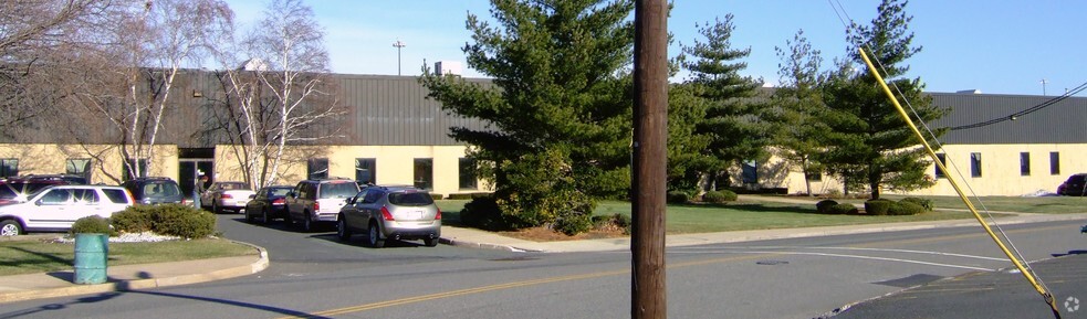 1 Cape May St, Harrison, NJ à louer - Photo de l’immeuble – Image 3 sur 14