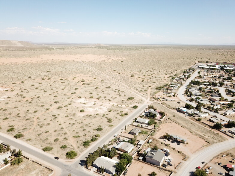 15001 Greg Dr, El Paso, TX à vendre - Photo de l’immeuble – Image 3 sur 12