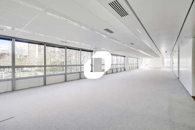 Plus de détails pour 1 Rue De L'Union, Rueil-Malmaison - Bureau à louer