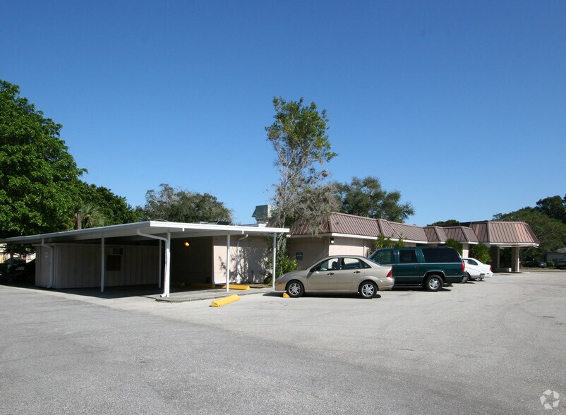 712 39th St W, Bradenton, FL à vendre - Photo de l’immeuble – Image 2 sur 3