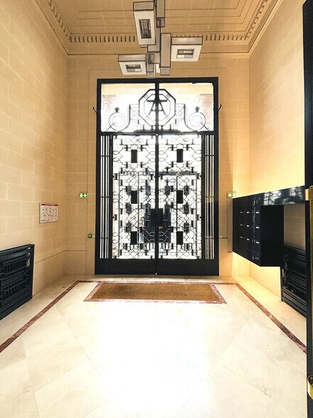 98 Rue De Sèvres, Paris à louer - Hall d’entrée – Image 3 sur 8
