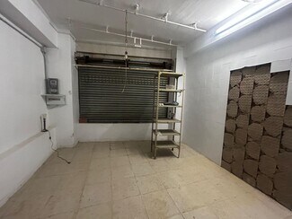 Plus de détails pour Local commercial à vendre