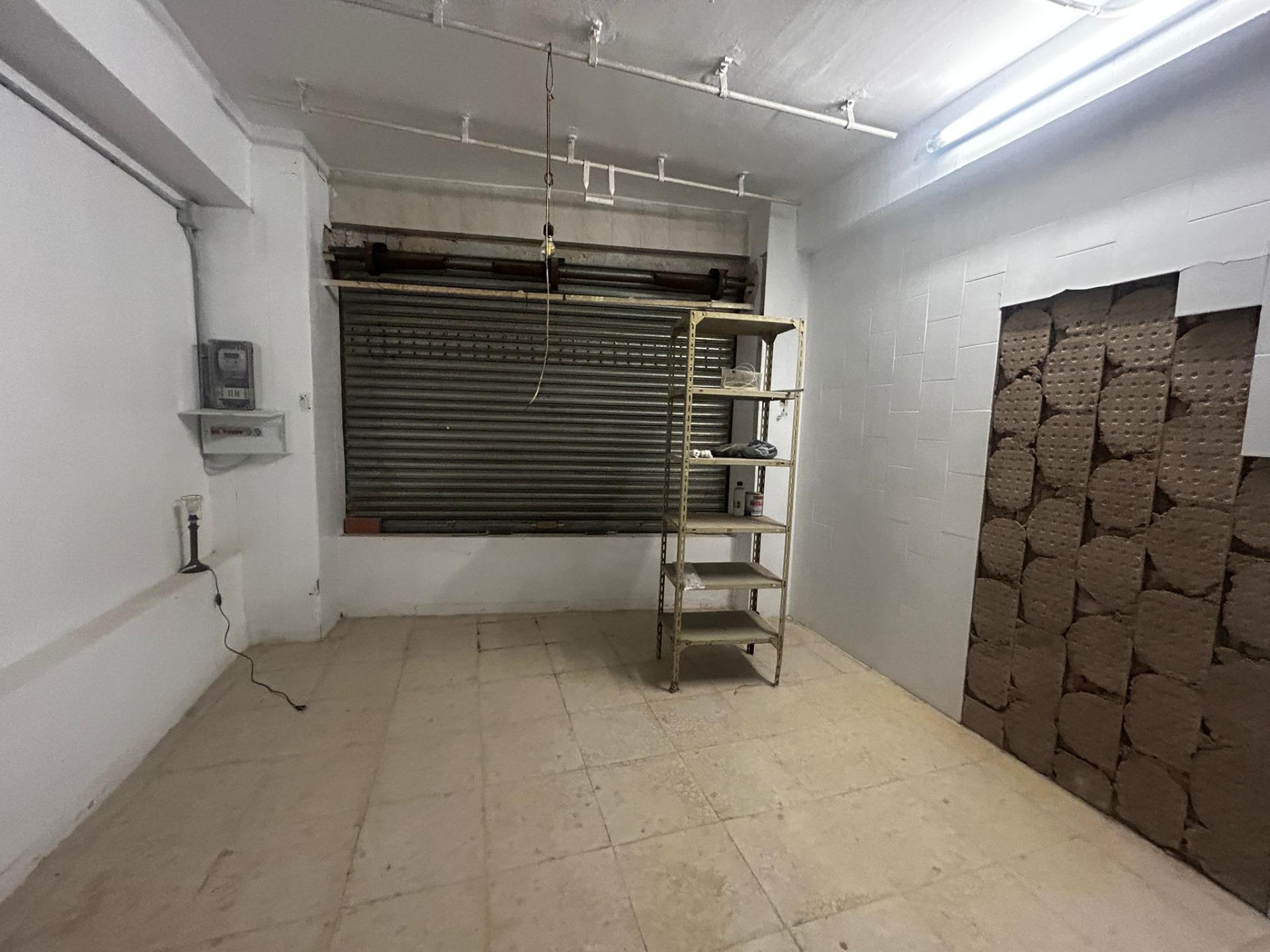 Local commercial dans Córdoba, Córdoba à vendre Photo intérieure– Image 1 sur 3