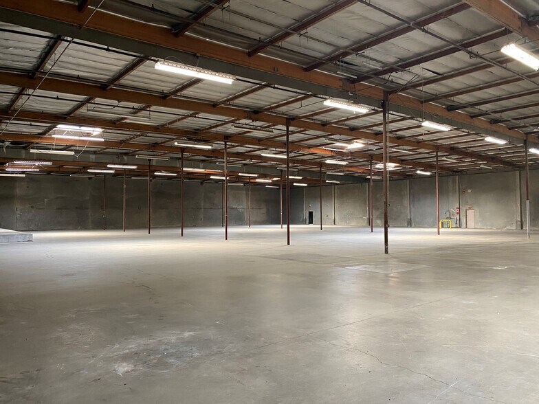 7020 Stanford Ave, Los Angeles, CA à vendre - Photo de l’immeuble – Image 3 sur 13