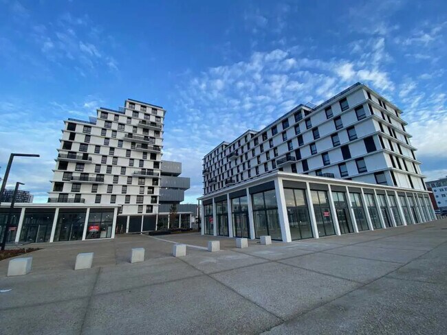 Plus de détails pour Local commercial à vendre