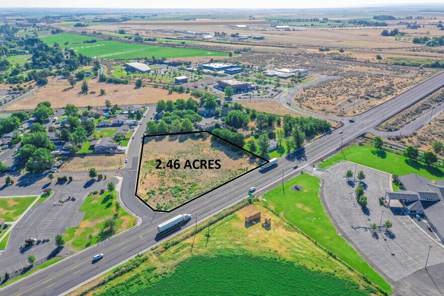 810 Evelyn Avenue, Hermiston, OR à vendre - Photo de l’immeuble – Image 2 sur 5