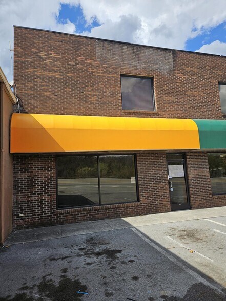 1550 N Broad St, Tazewell, TN à louer - Photo de l’immeuble – Image 3 sur 5