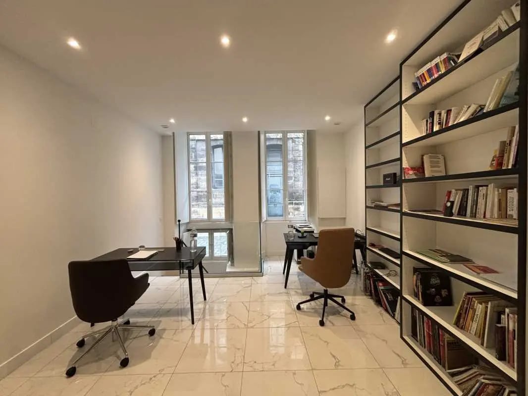 Bureau dans Bordeaux à vendre Photo intérieure– Image 1 sur 11