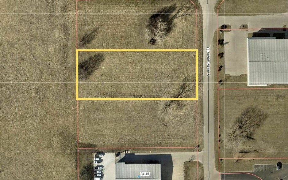 3135 Grand Prix dr, Decatur, IL à vendre - Photo de l’immeuble – Image 2 sur 2