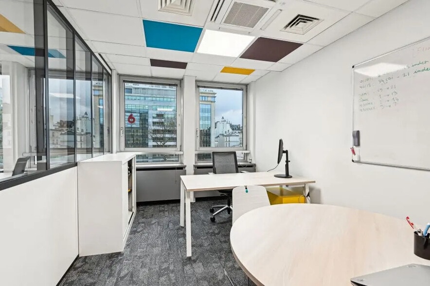 58 Avenue Charles De Gaulle, Neuilly-sur-Seine à louer - Photo de l’immeuble – Image 3 sur 14