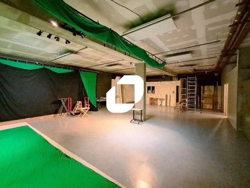 Local d'activités dans Courbevoie à vendre Photo intérieure– Image 1 sur 9