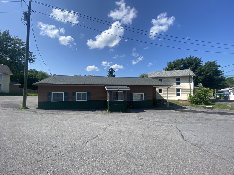 99 Rochester Street, Port Byron, NY à vendre - Photo principale – Image 1 sur 5