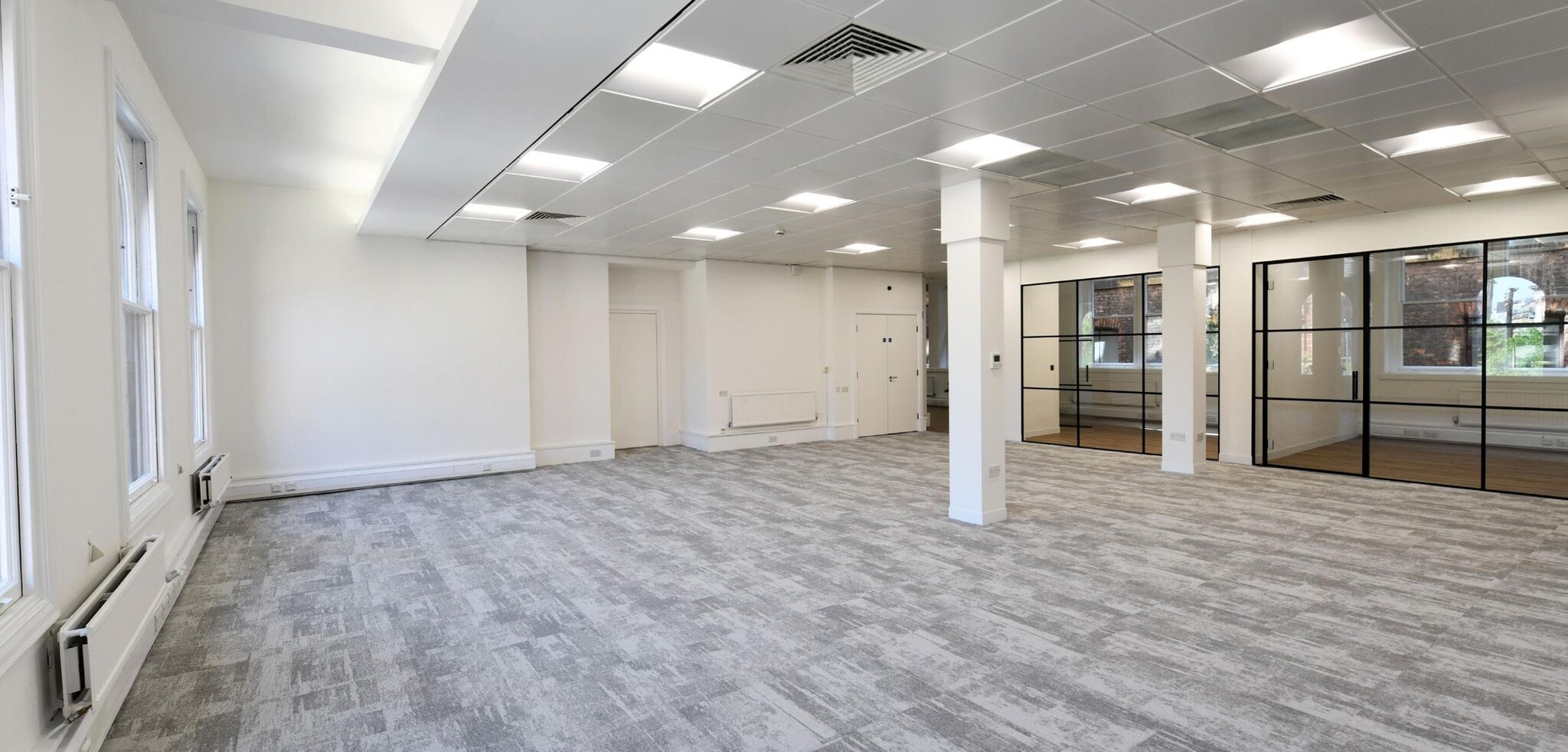 16-18 Albert Sq, Manchester à louer Photo intérieure– Image 1 sur 3