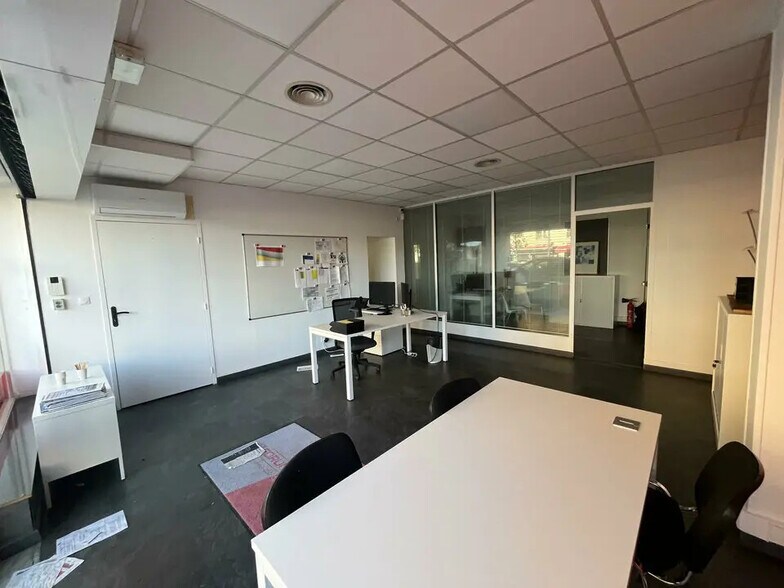 Local commercial dans Nice à louer - Photo de l’immeuble – Image 3 sur 5