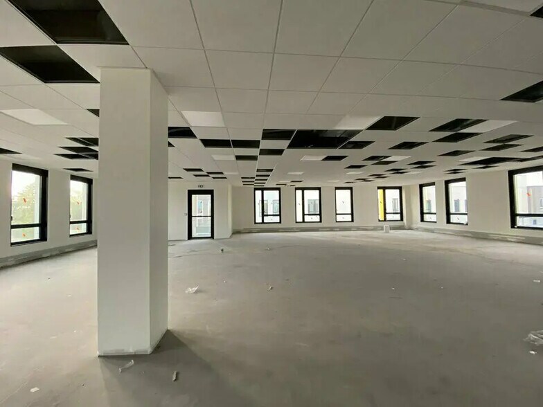 Bureau dans Rillieux-la-Pape à vendre - Photo de l’immeuble – Image 2 sur 9