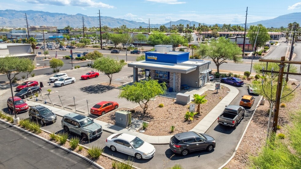120 S Wilmot Rd, Tucson, AZ à vendre - Photo de l’immeuble – Image 1 sur 4