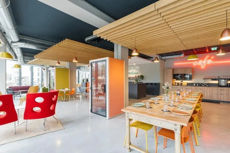 Bureau dans Nantes à louer - Photo de l’immeuble – Image 3 sur 19
