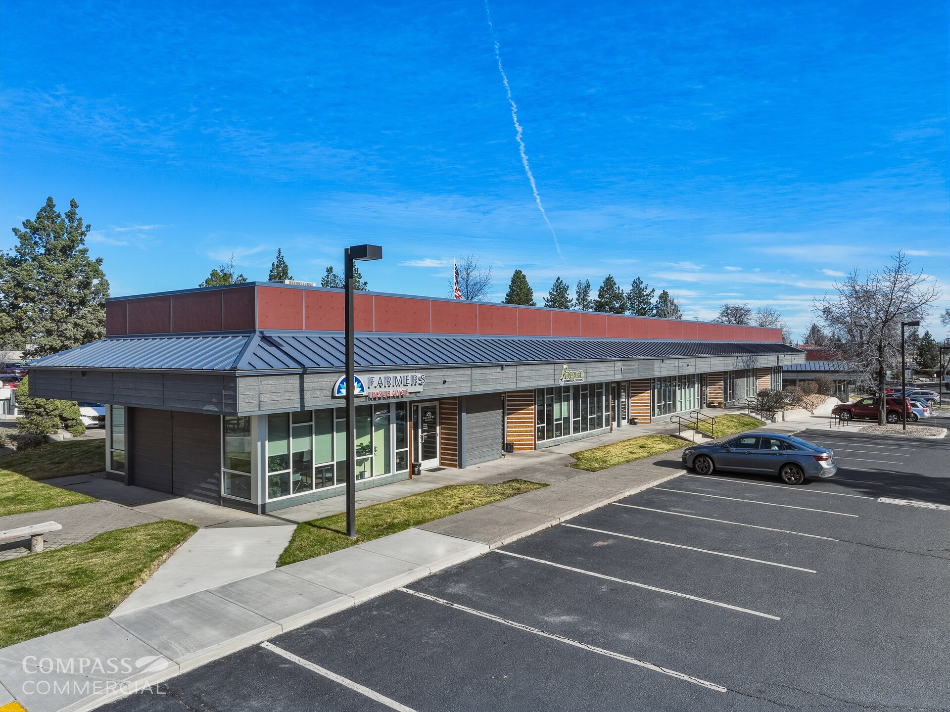 20340-20370 Empire Ave, Bend, OR à louer Photo principale– Image 1 sur 19