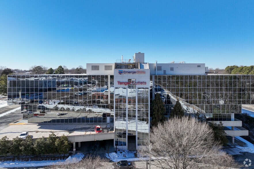 3200 Northline Ave, Greensboro, NC à louer - Photo de l’immeuble – Image 2 sur 8